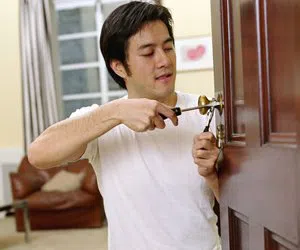 General Locksmith Store Forest Park, IL 708-290-9028 - changing-locks